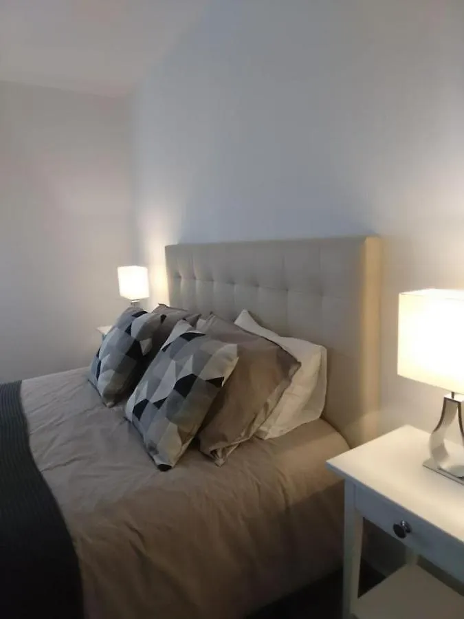 Διαμέρισμα City Comfort Εστεπόνα